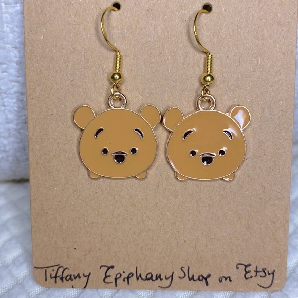 Disney Inspired Winnie the Pooh earrings NWT - Picture 3 of 3